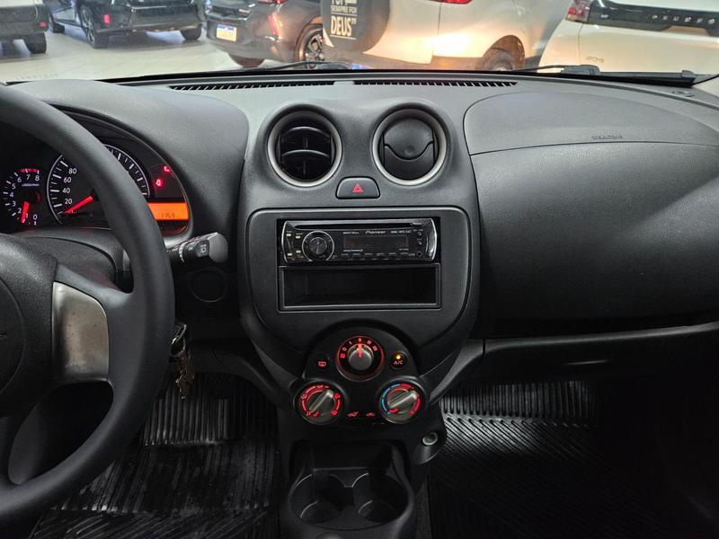 Nissan March S 1.0 16V Flex Fuel 5P - foto 16