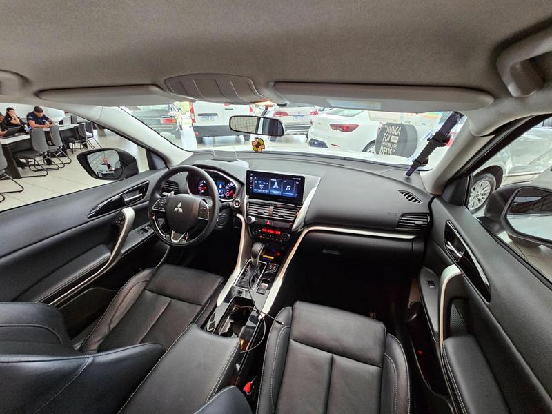 Mitsubishi Eclipse Cross Hpe 1.5 16V 165cv Automático - foto 16