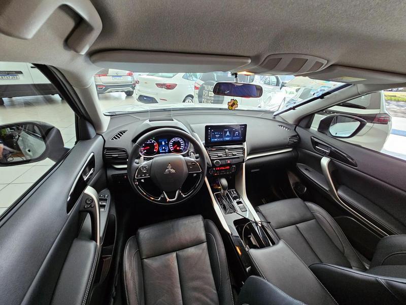 Mitsubishi Eclipse Cross Hpe 1.5 16V 165cv Automático - foto 13