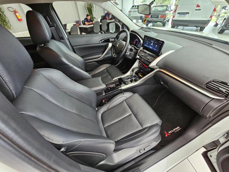 Mitsubishi Eclipse Cross Hpe 1.5 16V 165cv Automático - foto 17