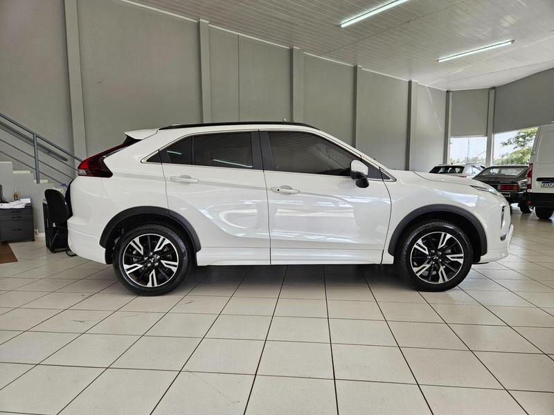 Mitsubishi Eclipse Cross Hpe 1.5 16V 165cv Automático - foto 4
