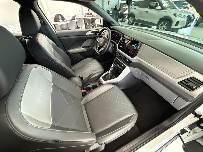 Volkswagen T-Cross Comfortline 1.0 TSI Flex 5P Automático - foto 14