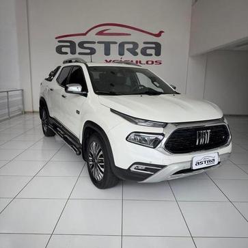 FIAT TORO RANCH AT9 4X4