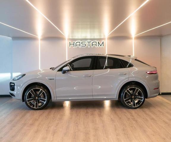 PORSCHE CAYENNE PLATINUM EDITION 2023 - Foto 2