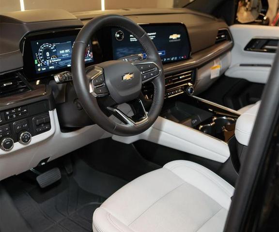 CHEVROLET SUBURBAN 4WD PREMIER 2025 - Foto 4