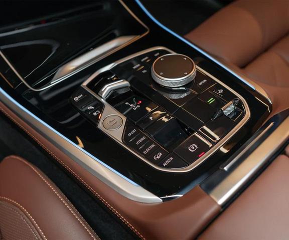 BMW X5 XDRIVE50E M SPORT 2026 - Foto 12