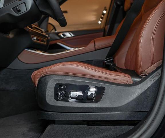 BMW X5 XDRIVE50E M SPORT 2026 - Foto 21