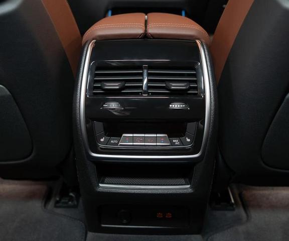 BMW X5 XDRIVE50E M SPORT 2026 - Foto 14