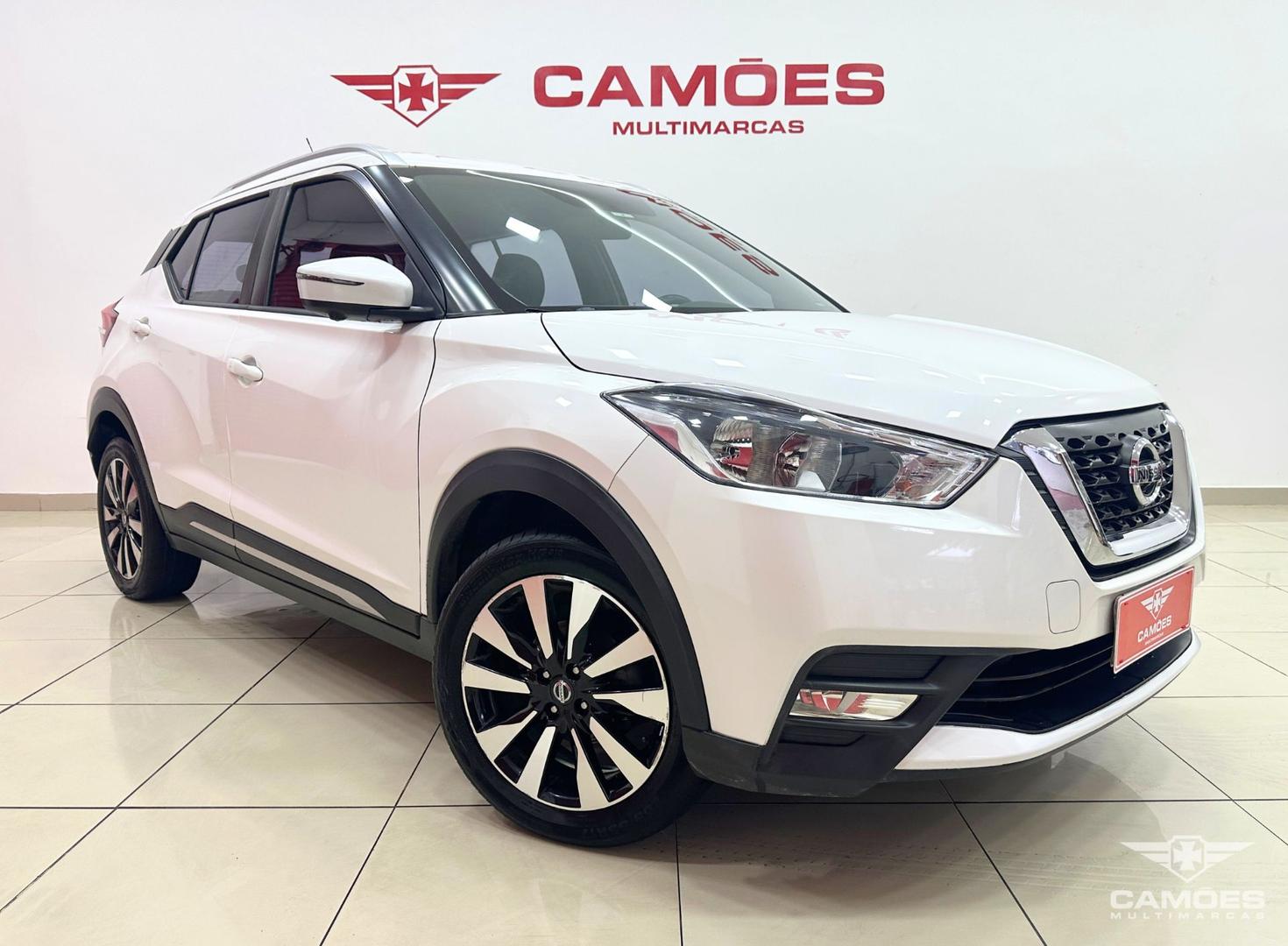 NISSAN KICKS SL CVT