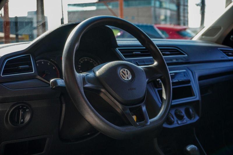 Volkswagen Saveiro Cs Rb MPI - foto 11