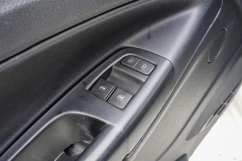 Volkswagen Saveiro Cs Rb MPI - foto 12