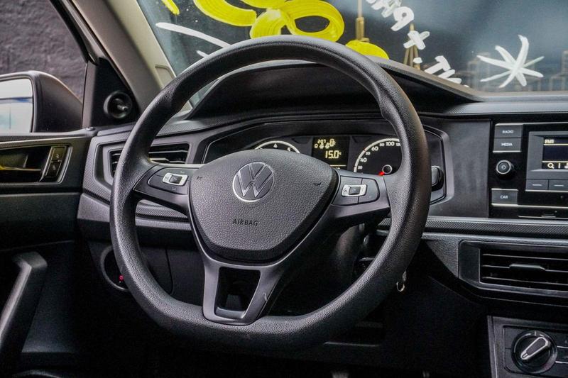 Volkswagen Polo Track 1.0 Flex 12V 5P - foto 12