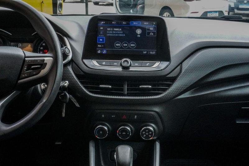 Chevrolet Onix Plus 10tat - foto 12