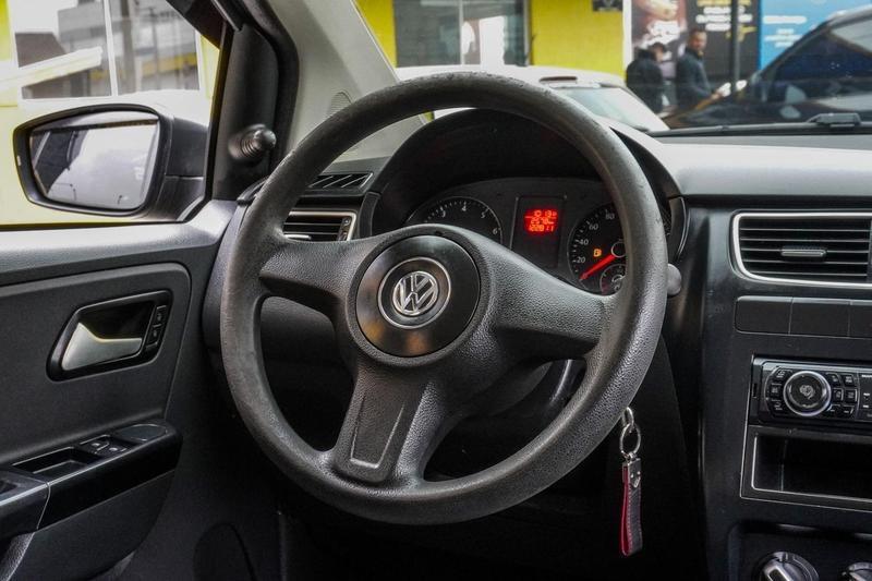 Volkswagen Fox 1.0 Mi Total Flex 8V 3P - foto 10