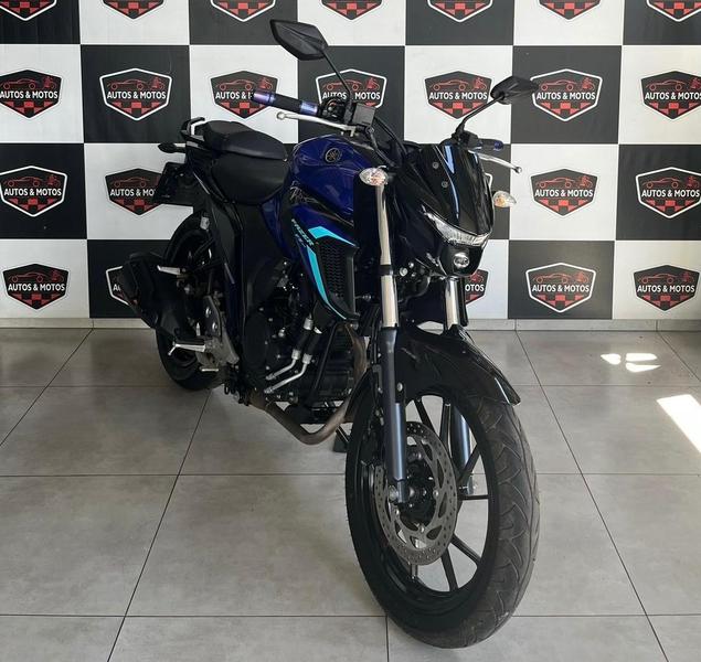 YAMAHA FZ25 FAZER