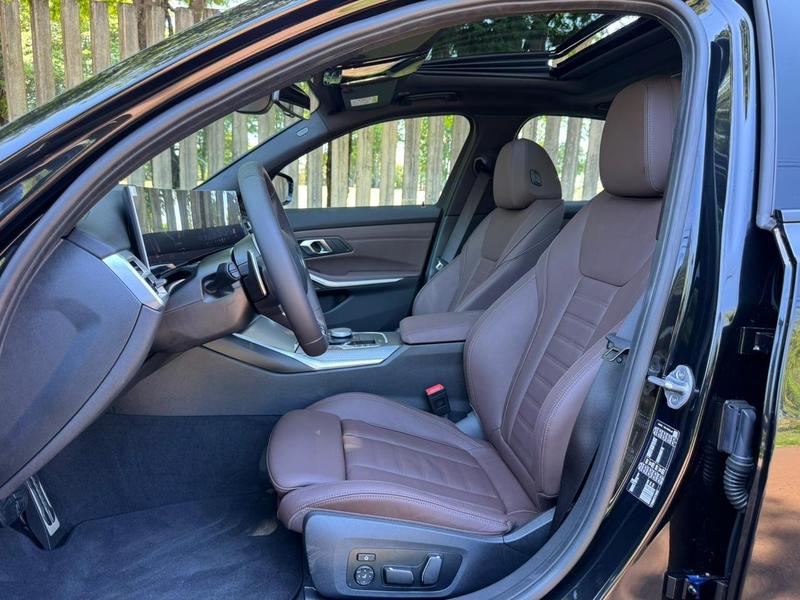 BMW 320i M Sport Flex - foto 11