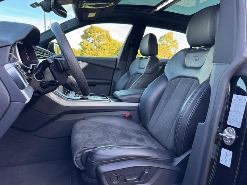 Audi Q8 3.0 TFSI - foto 12