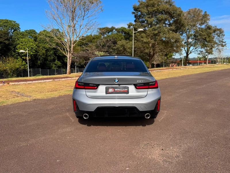 BMW 320i M Sport Flex - foto 5
