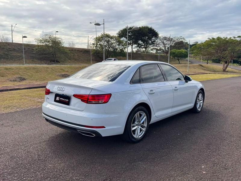 Audi A4 Prestige 2.0 16V TFSI Quattro Hib - foto 6