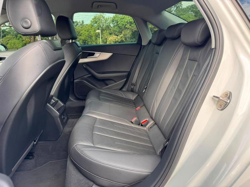 Audi A4 Prestige 2.0 16V TFSI Quattro Hib - foto 12