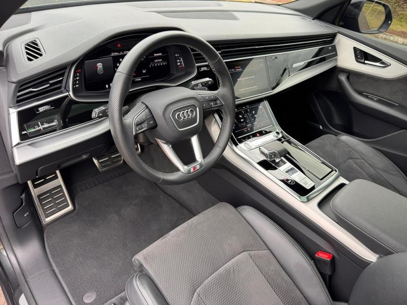 Audi Q8 Perfblack 3.0 TFSI Quat S Tr - foto 8
