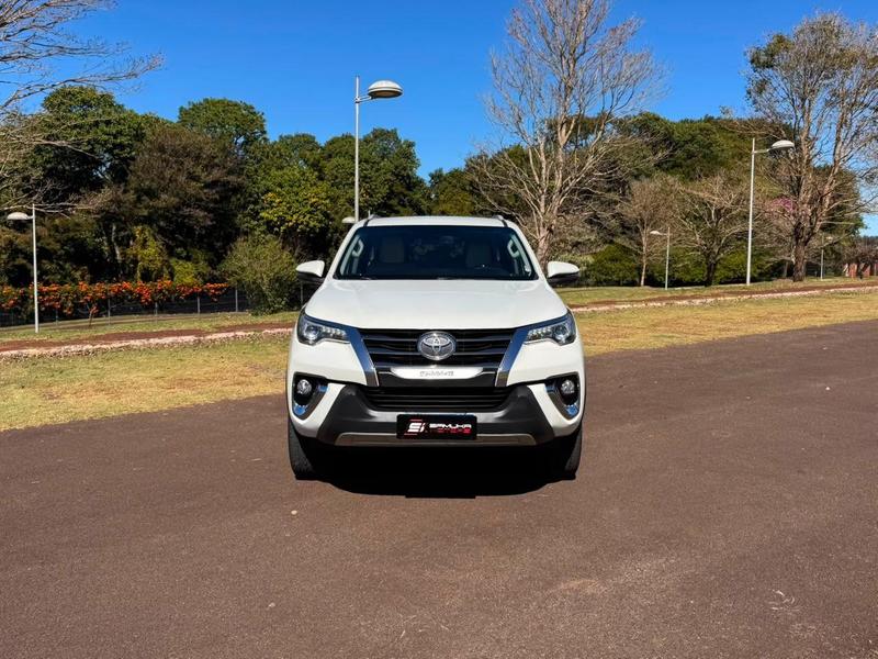 Toyota SW4 Srx 4X4 2.8 TDI 16V Dies. Aut. - foto 2