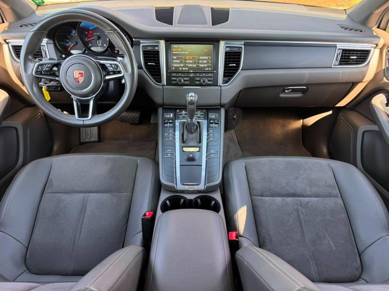 Porsche Macan 2.0 Turbo - foto 8