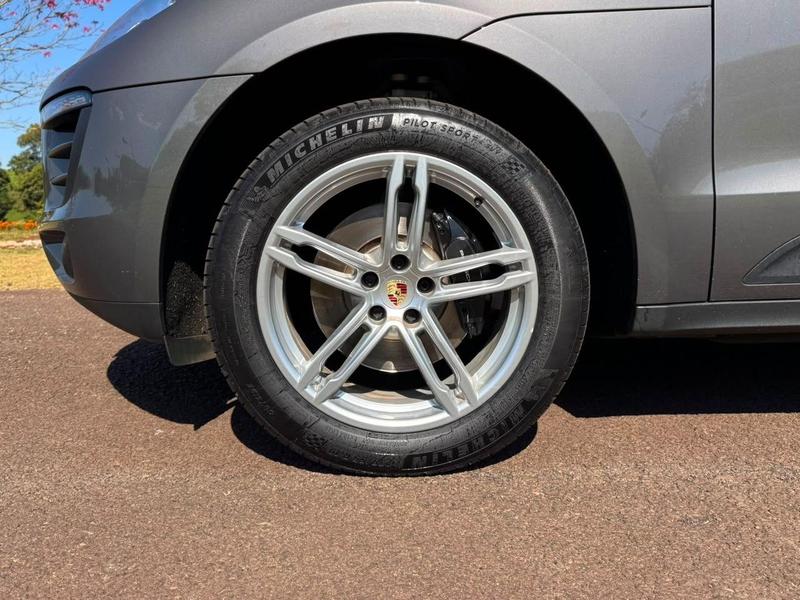 Porsche Macan 2.0 Turbo - foto 13