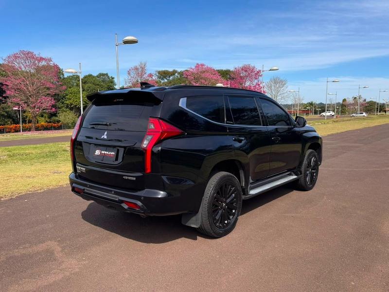 Mitsubishi Pajero Sport Legnd - foto 6