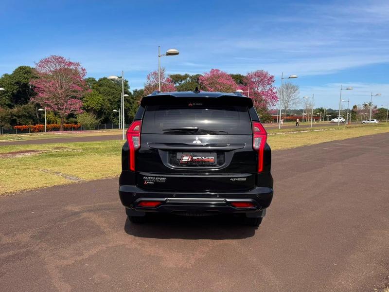 Mitsubishi Pajero Sport Legnd - foto 5