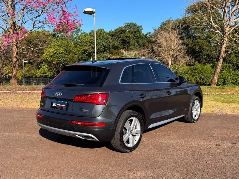 Audi Q5 Ambiente Quattro Tiptronic 2.0 TFSI 16V Aut. - foto 6