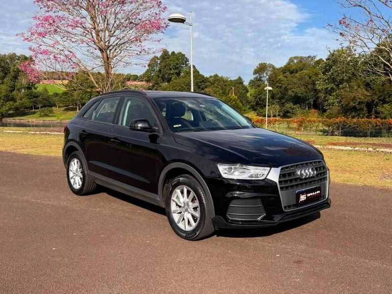 Audi Q3 2018 à venda