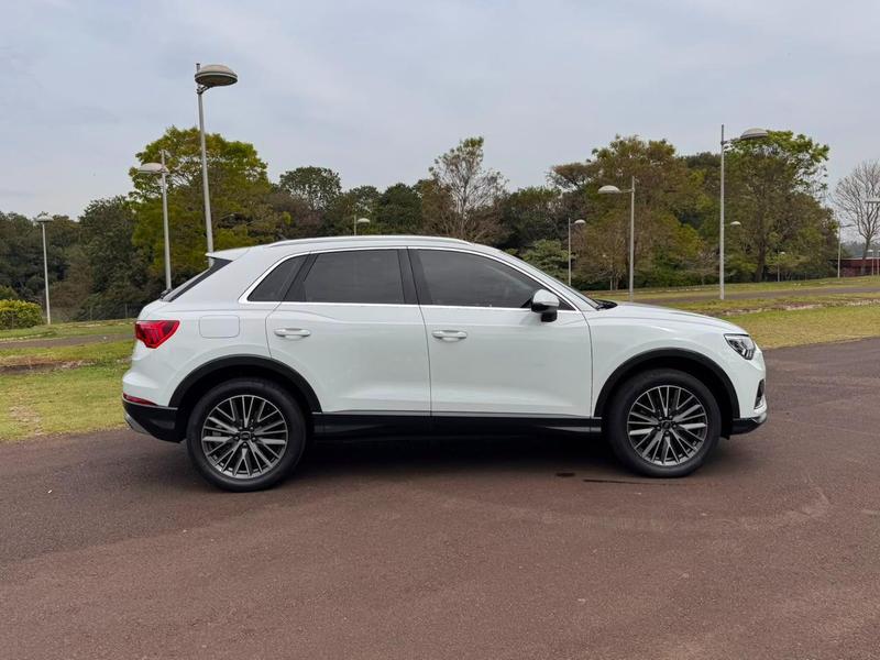 Audi Q3 Perf. Black 2.0 TFSI Tiptr. Quattro - foto 7