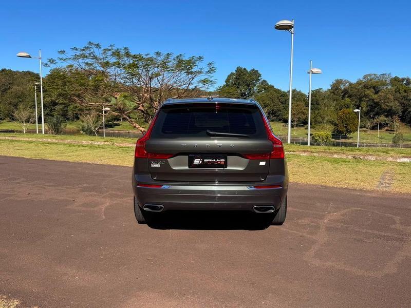 Volvo XC60 T8 Momentum - foto 5