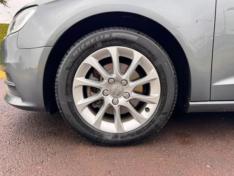 Audi A3 Spb 122cv - foto 13