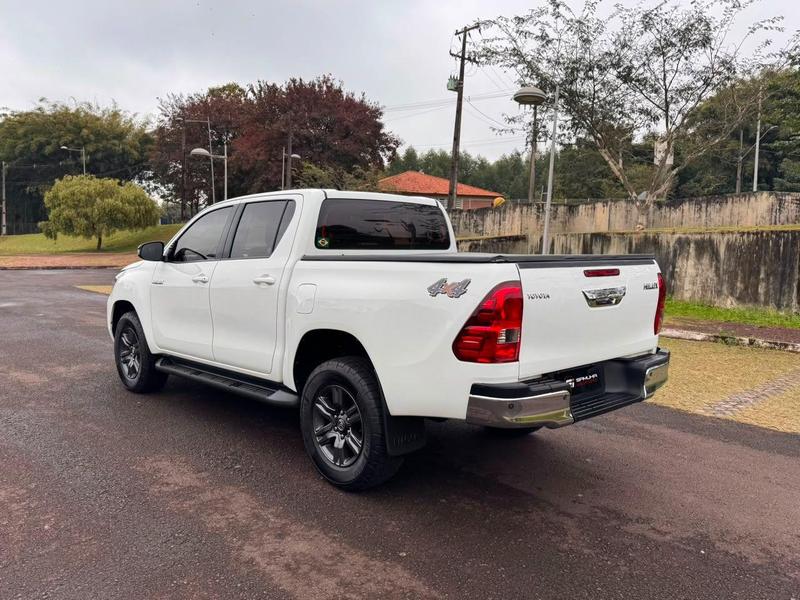 Toyota Hilux Sra 4fd - foto 4