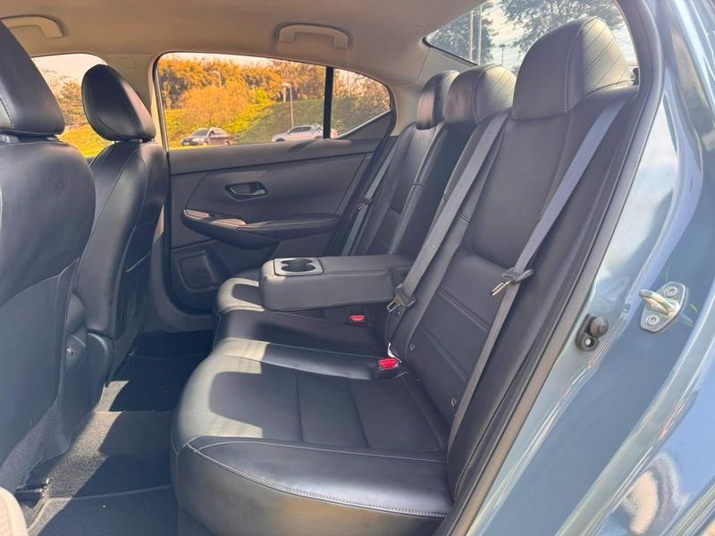 Nissan Sentra Adv CVT - foto 12