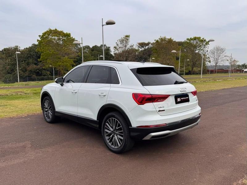 Audi Q3 2.0 TFSI - foto 4