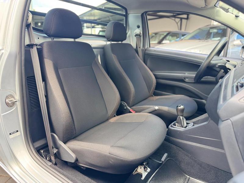 Volkswagen Saveiro 1.6 Cs Robust 8V Flex 2P Manual - foto 6