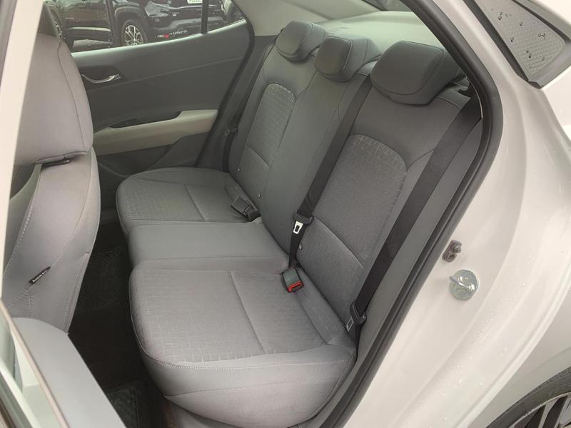 Hyundai HB20S Limited 1.0 Flex 12V Mec - foto 6