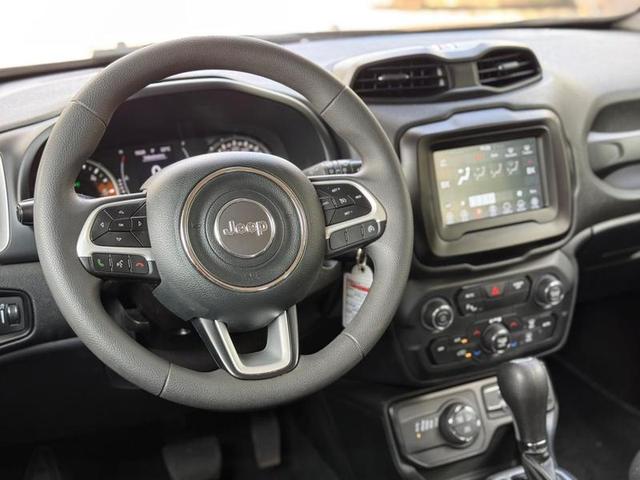 JEEP RENEGADE MOAB — foto 15