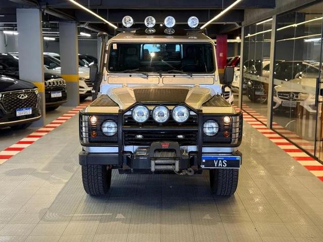 LAND ROVER DEFENDER 110 STANDARD — foto 2