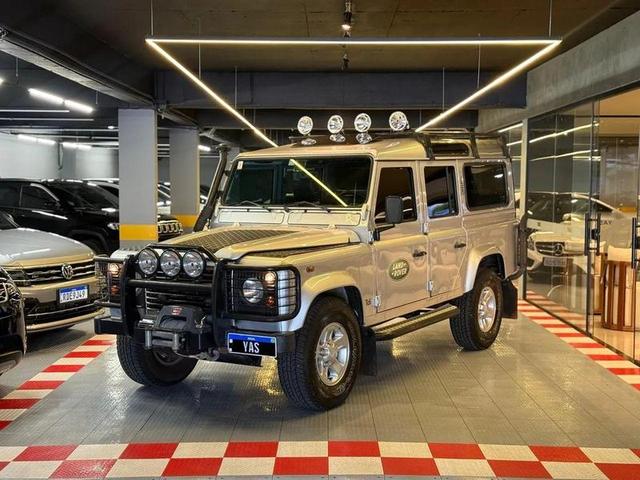 LAND ROVER DEFENDER 110 STANDARD — foto 3