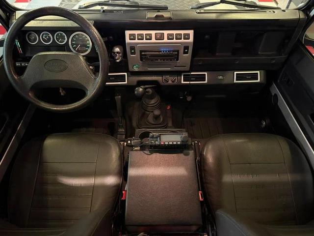 LAND ROVER DEFENDER 110 STANDARD — foto 12