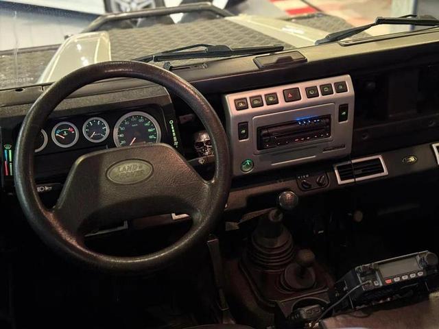 LAND ROVER DEFENDER 110 STANDARD — foto 15