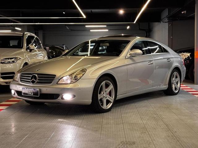MERCEDES-BENZ CLS 500 — foto 3
