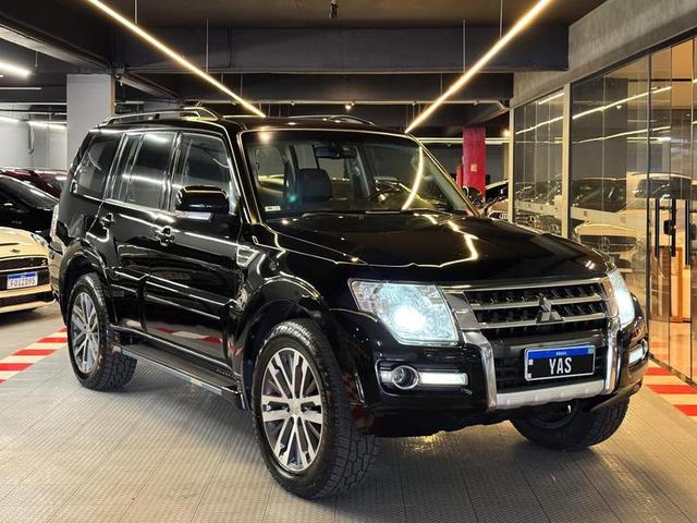 MITSUBISHI MMC PAJERO HPE 3.8 G — foto 1