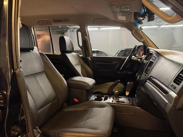 MITSUBISHI MMC PAJERO HPE 3.8 G — foto 11