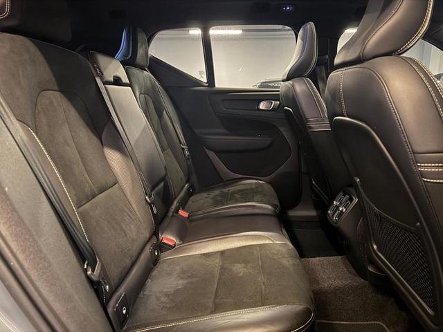 VOLVO XC40 T5 R-DESIGN — foto 13