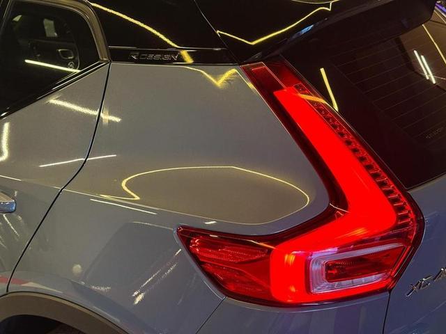 VOLVO XC40 T5 R-DESIGN — foto 9